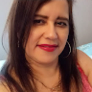 Meet your Posher, Yolanda